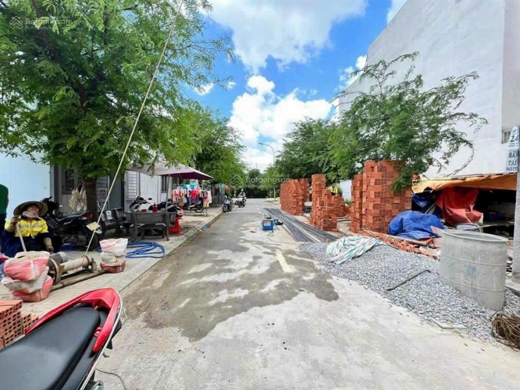 Hàng hiếm! khu đồng bộ đường 8m, giá chỉ 4 tỷ