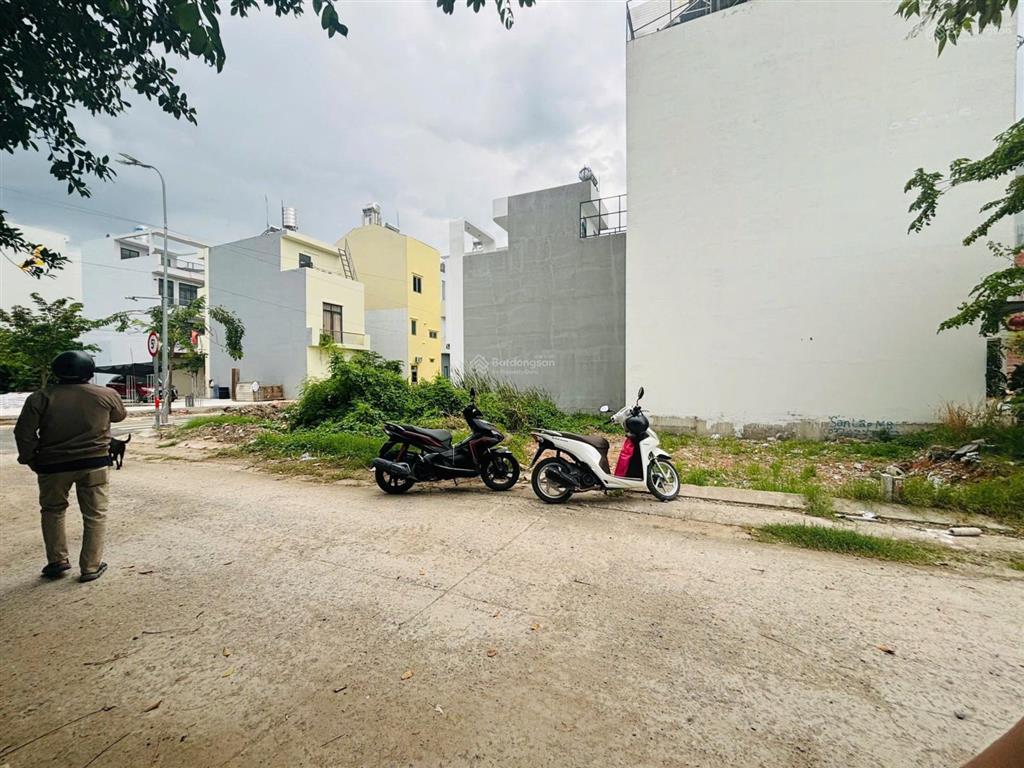 Hàng hiếm! khu đồng bộ đường 8m, giá chỉ 4 tỷ