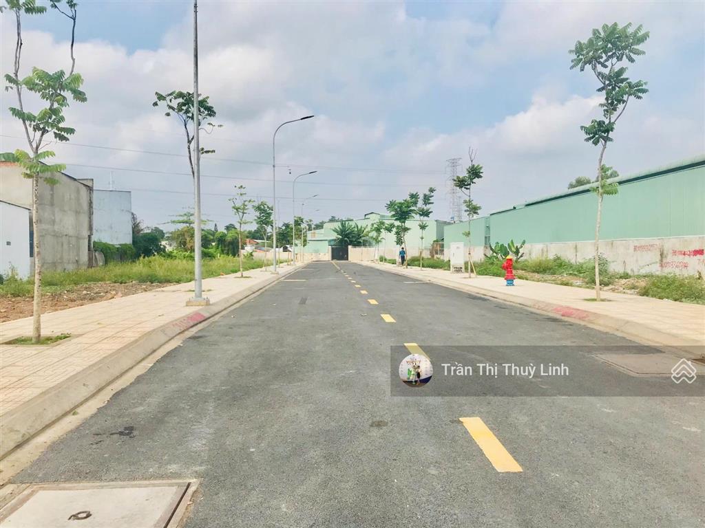 Đất đường rộng 13m, ngang 5,5m xây nhà đẹp giá chỉ 3,3 tỷ  an phú đông