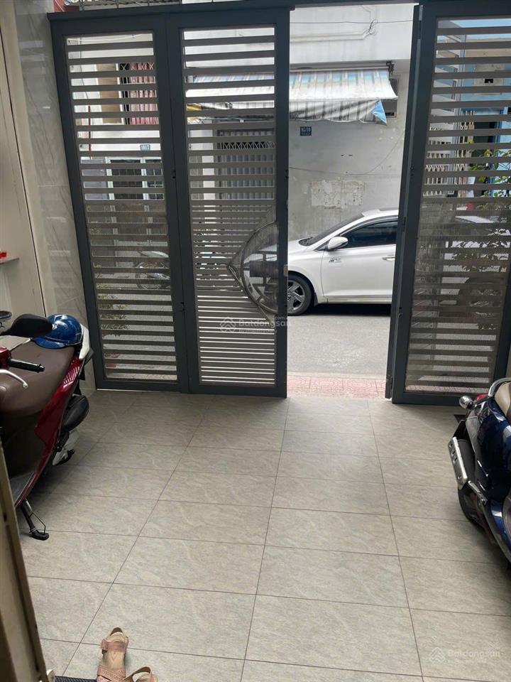 Hiếm! nhà quận 10 ngay cx bắc hải. giá chỉ 13,8 tỷ 6 phòng ngủ, 6wc khai thác cho thuê cực tốt