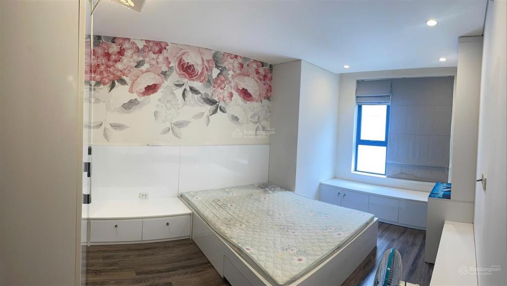 Cho thuê căn hộ 108m² 3pn + 2wc full đồ giá rẻ tại hong kong tower, huỳnh thúc kháng kéo dài