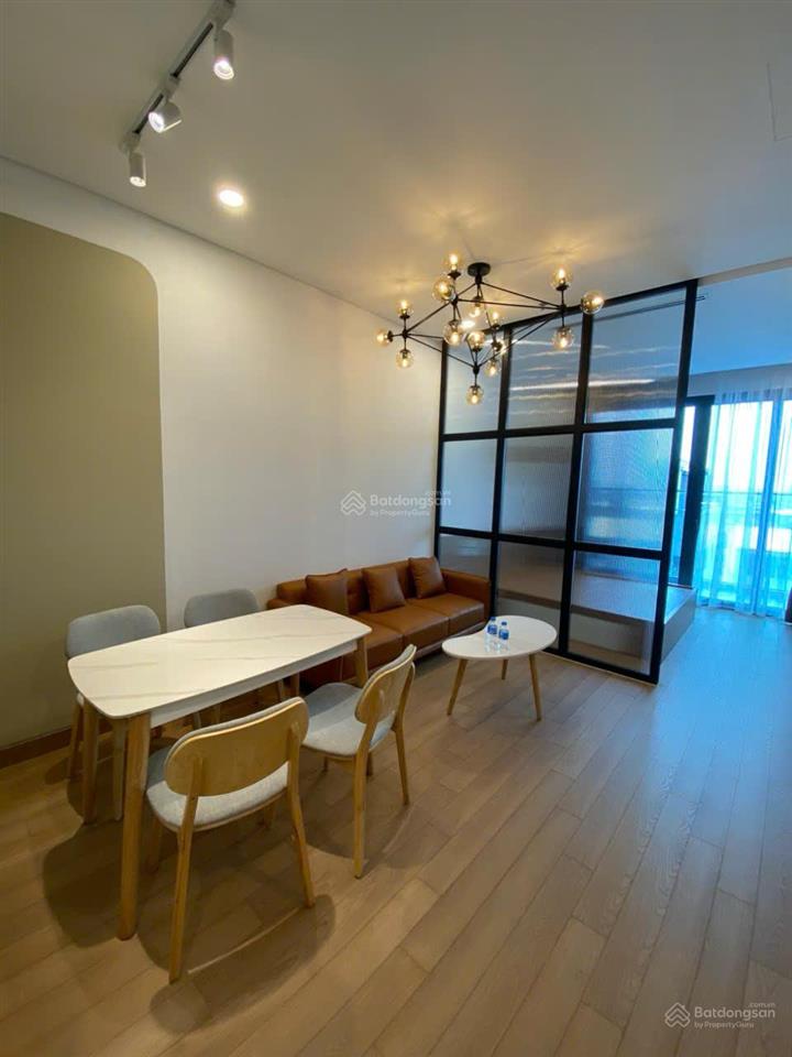 Cho thuê căn studio giá rẻ 44m² tại le capitole 27 thái thịnh, về ở ngay
