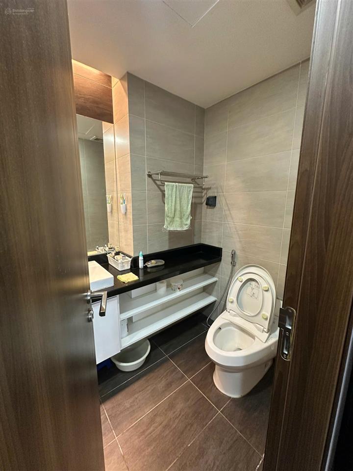 Cho thuê căn hộ giá rẻ 55m2 1pn + 1wc full nội thất tại the discovery 67 trần phú