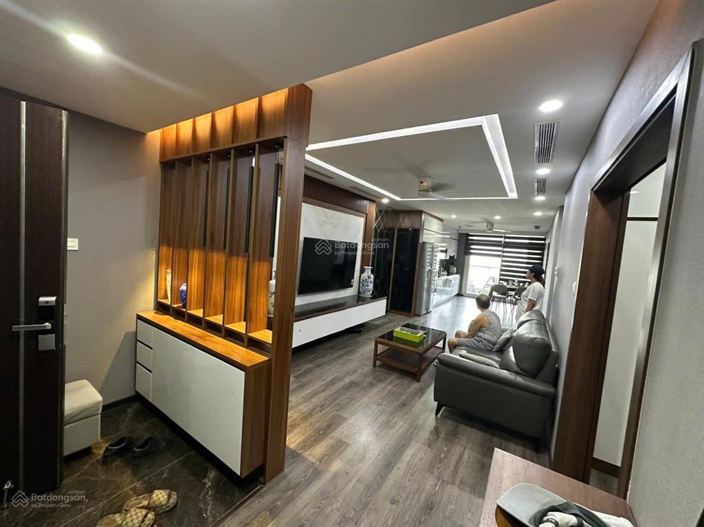 Cho thuê căn hộ giá rẻ 55m2 1pn + 1wc full nội thất tại the discovery 67 trần phú