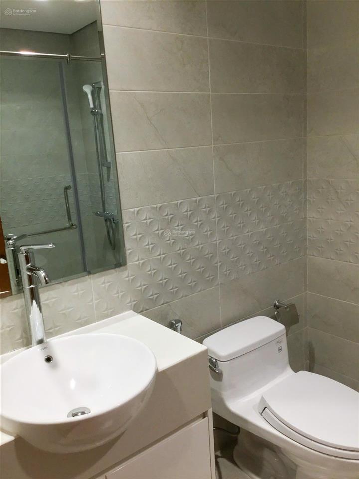 Siêu rẻ chủ nhà gửi bán căn hộ 86m2 2pn + 2wc full nội thất tại 54 vinhomes nguyễn chí thanh