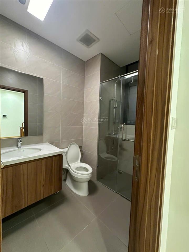 Cho thuê căn hộ 57m2 1pn + 1wc giá cực rẻ full nội thất tại diamond park plaza, 16 láng hạ