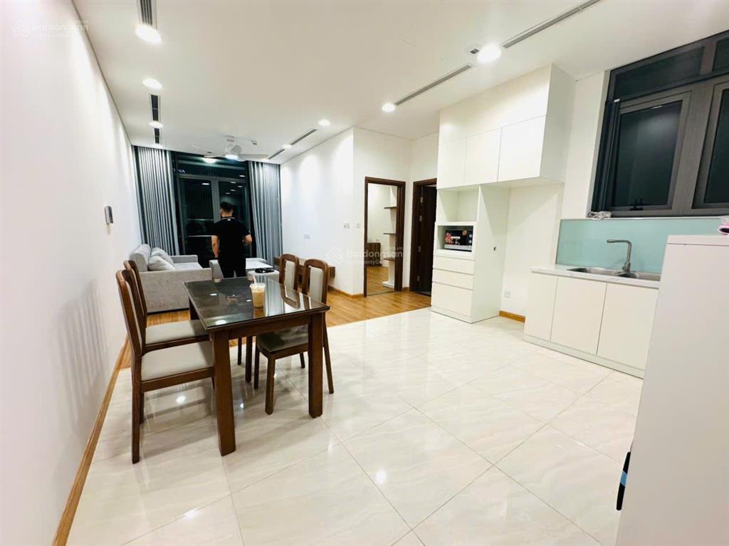 Cho thuê căn hộ 57m2 1pn + 1wc giá cực rẻ full nội thất tại diamond park plaza, 16 láng hạ