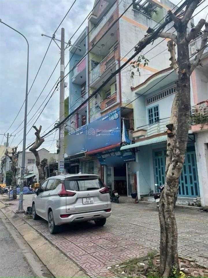 Nhà mặt tiền 1 trệt 1 lầu, đường lê thị riêng thới an dt 4,5mx12,5m giá 7,4 tỷ còn thương lượng