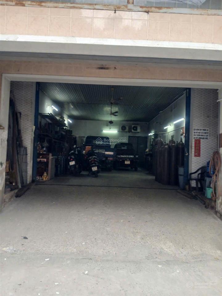 Nhà hẻm xe tải rộng rãi 1/ phan văn hớn dt6,5m x 25m giá 10 tỷ còn tl