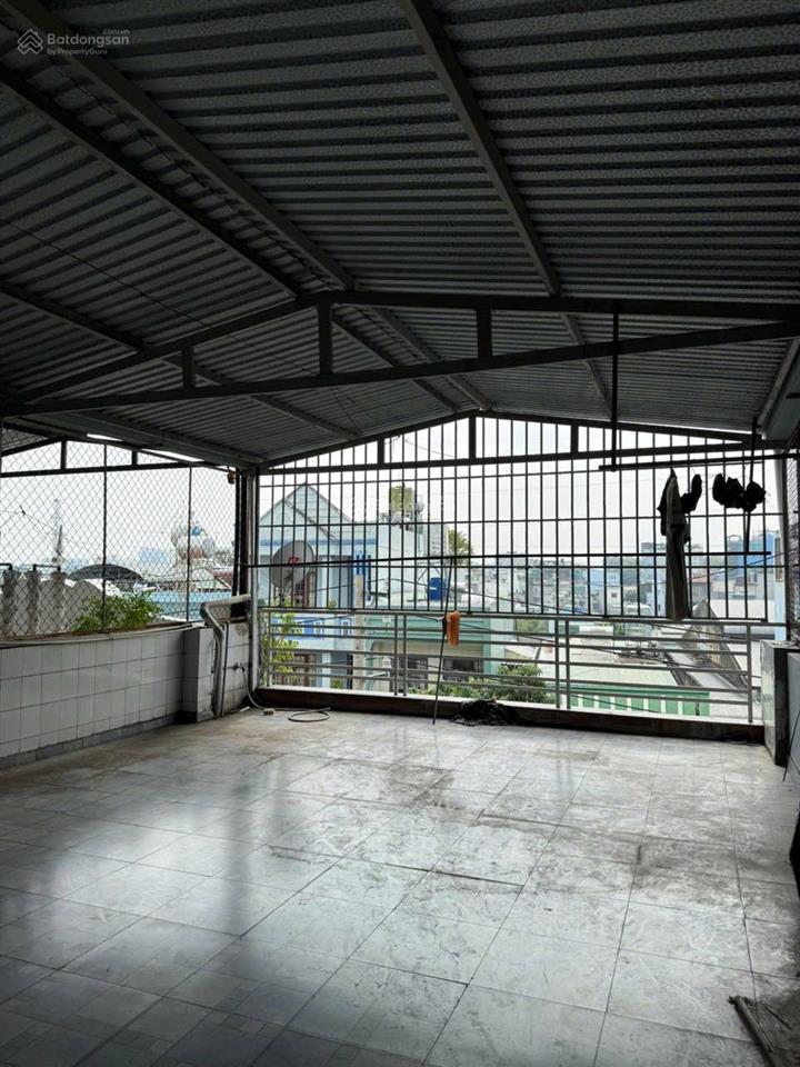 Nhà bán tô ký p.tch 1 trệt 2 lầu sân thượng kdc k82 vip dt 6x20m vuông vức giá 11,5 tỷ tl