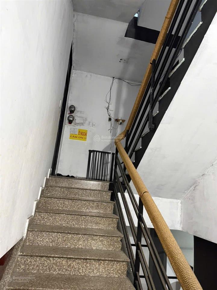 Nhà bán tô ký p.tch 1 trệt 2 lầu sân thượng kdc k82 vip dt 6x20m vuông vức giá 11,5 tỷ tl