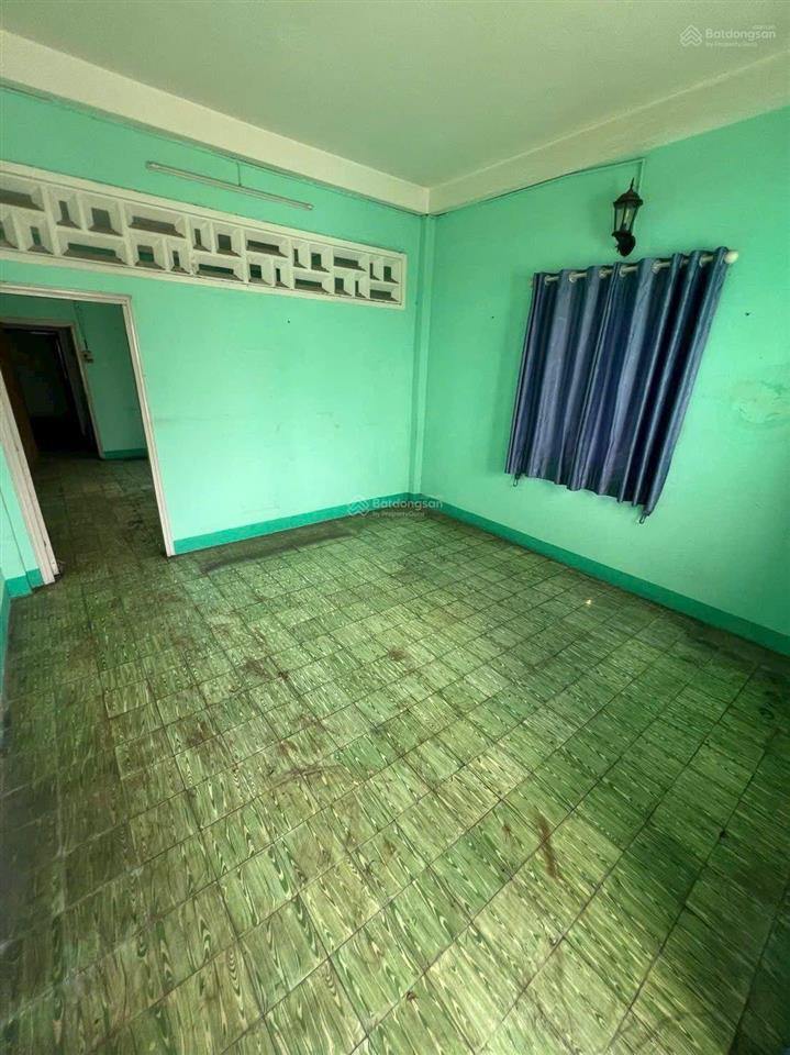 Bán gấp trong tháng  bán nhà mặt tiền nguyễn biểu 76.7m² 4 tầng  24.8 tỷ