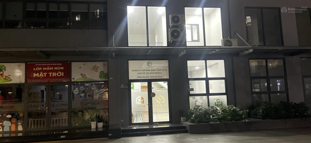 Shophouse suất nội bộ kinh doanh thương mại dịch vụ. giỏ hàng cđt và sang nhượng saigon intela