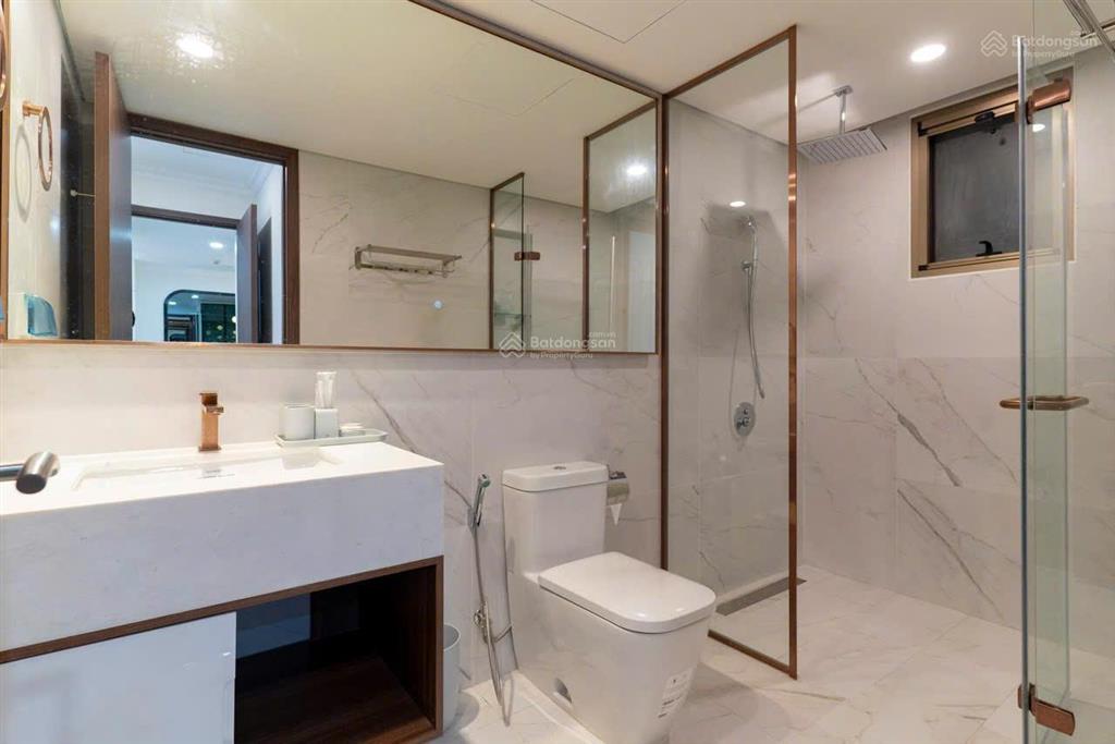 Bán cc midtown phú mỹ hưng, 9,4 tỷ, 80m2, 2pn, 2wc, pháp lý đầy đủ, uy tín