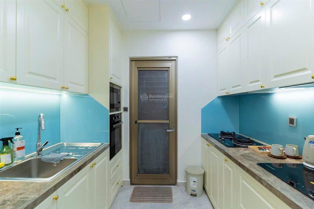 Bán cc midtown phú mỹ hưng, 9,4 tỷ, 80m2, 2pn, 2wc, pháp lý đầy đủ, uy tín