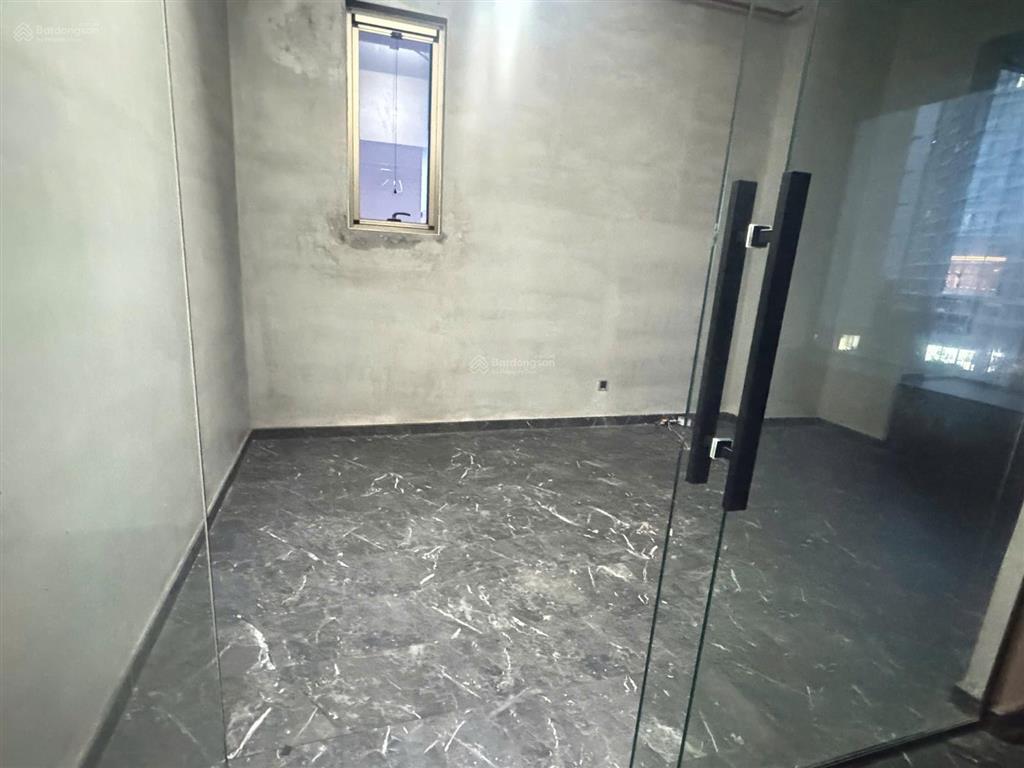 Bán gấp shophouse midtown phú mỹ hưng, 13 tỷ (thương lượng nhẹ). diện tích 111 m², 3pn + 2wc