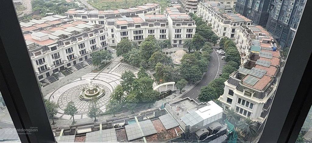 Cần sang nhượng gấp căn 3 ngủ sunshine city giá 8,8 tỷ  k dính tâm linh
