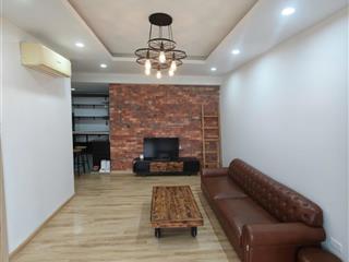 Chính chủ cần bán gấp căn góc  tầng cao 2pn 72m2 giá siêu hời 5,5 tỷ