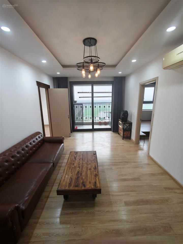 Chính chủ cần bán gấp căn góc  tầng cao 2pn 72m2 giá siêu hời 5,5 tỷ