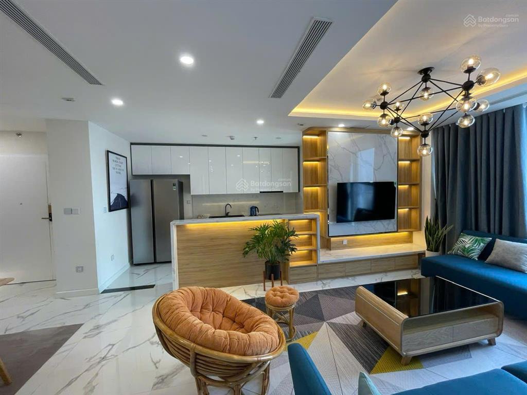 Cho thuê căn hộ duplex 4 phòng ngủ tại sunshine city, 60 triệu, 195m2, siêu hot