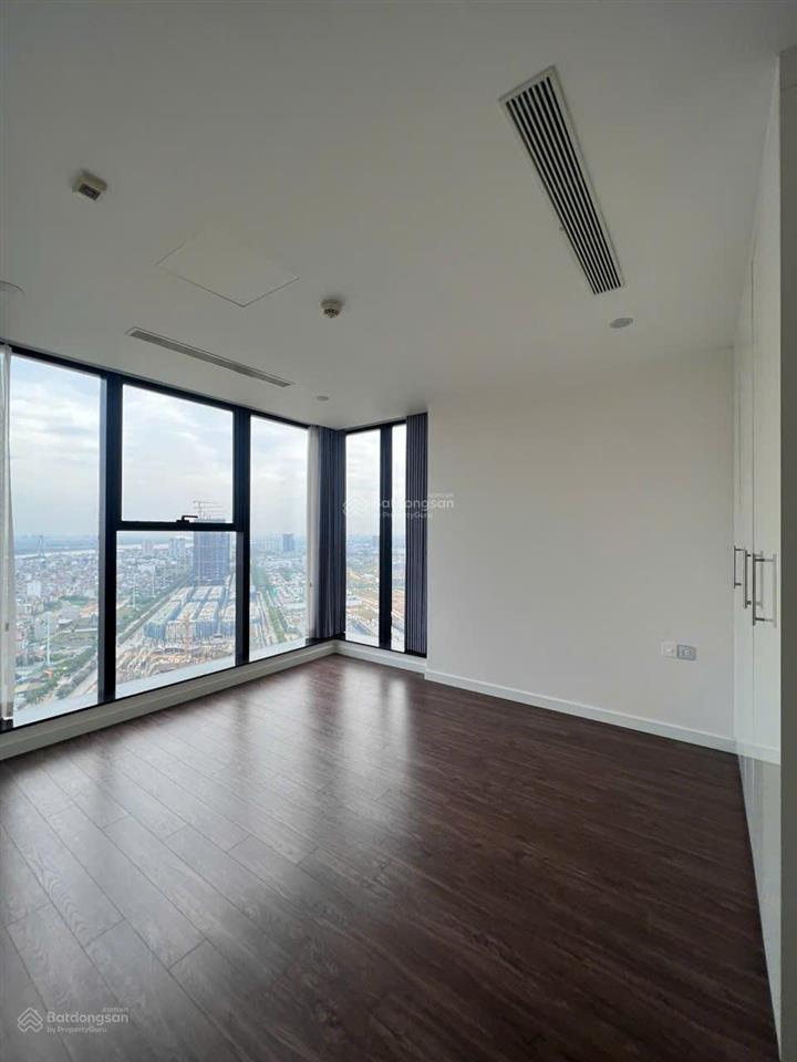 Siêu phẩm  cho thuê căn hộ hoa hậu sunshine city 116m2 view sông hồng