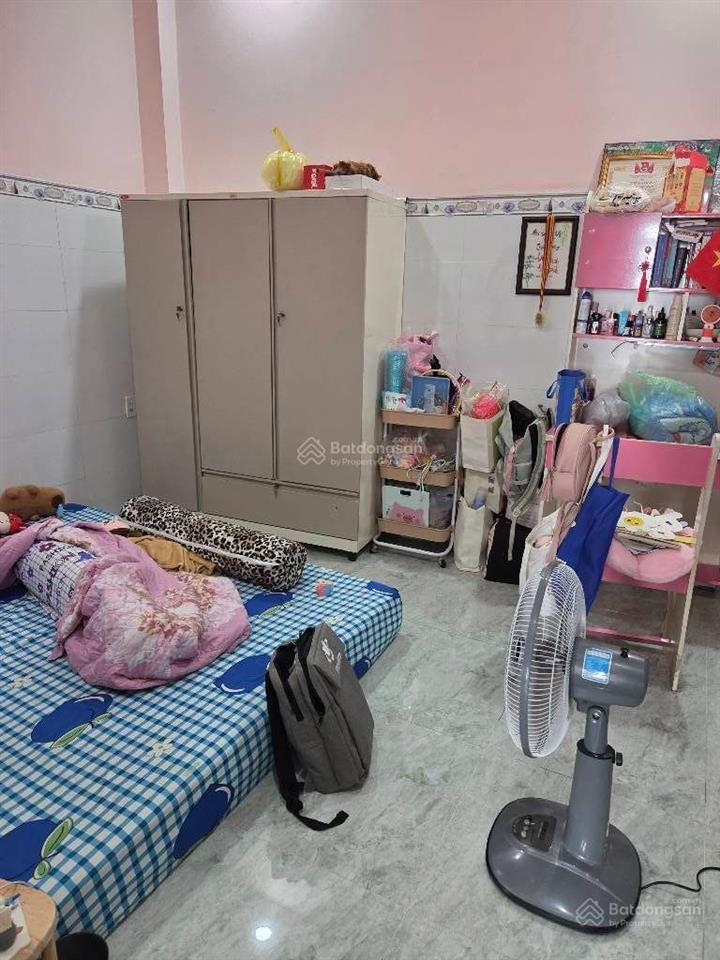 Bán nhà riêng ngay trường học bình tân, hẻm thông 10m, kinh doanh thoải mái  shr công chứng ngay