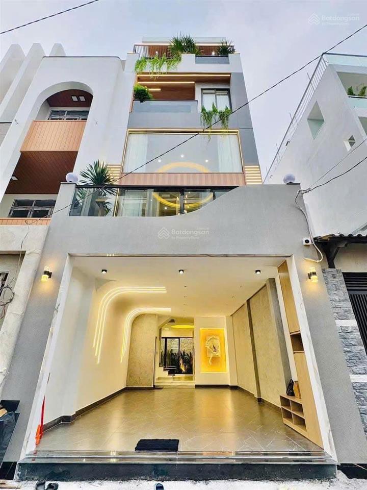 Cần tiền bán gấp căn minh phụng, p.10, quận 11. giá 2tỷ890.hẻm 6m ôtô đang cho thuê 18 triệu/tháng