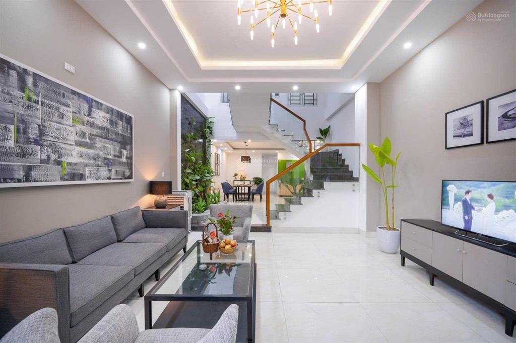 Bán gấp nhà mặt phố ngô thì sĩ, 33 tỷ, 102m2, 4pn, 3 tầng, mặt tiền 5m bao đẹp