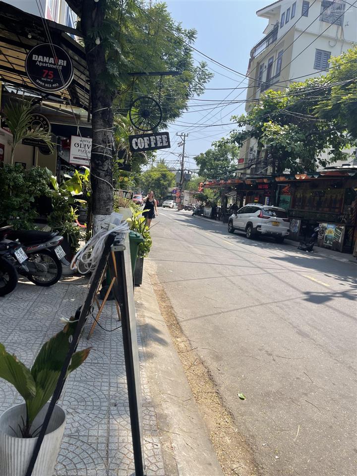 Bán gấp nhà mặt phố ngô thì sĩ, 33 tỷ, 102m2, 4pn, 3 tầng, mặt tiền 5m bao đẹp