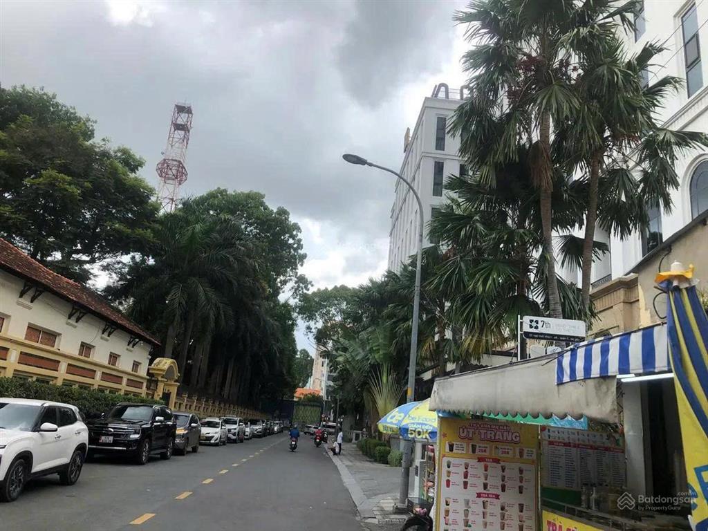 Bán nhà mặt phố ngô thời nhiệm  90.6m2  7 tầng 6pn  75 tỷ  dòng tiền 200tr/tháng vip trung tâm