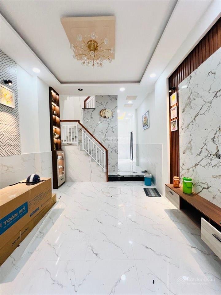 Nhà đẹp full nội thất, dts 89m2, ngay trung tâm quận 8, shr, nhỉnh 4 tỷ