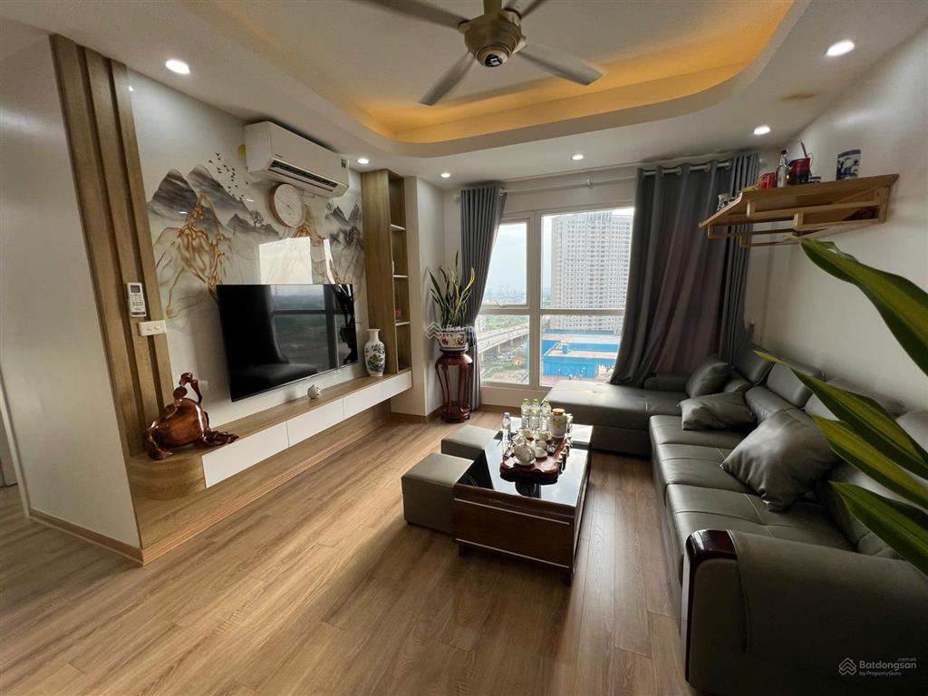 Cần bán cc ct8 dương nội 3n, 2n full nội thất mới sịn sò, giá tốt nhất thị trường.