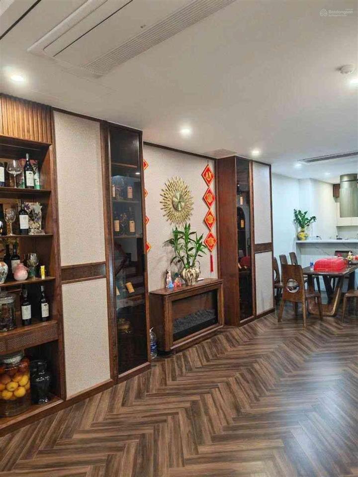 Văn khê  phân lô  lk  thang máy  ô tô tránh đỗ  vỉa hè  nhà mới  83m2  5t.