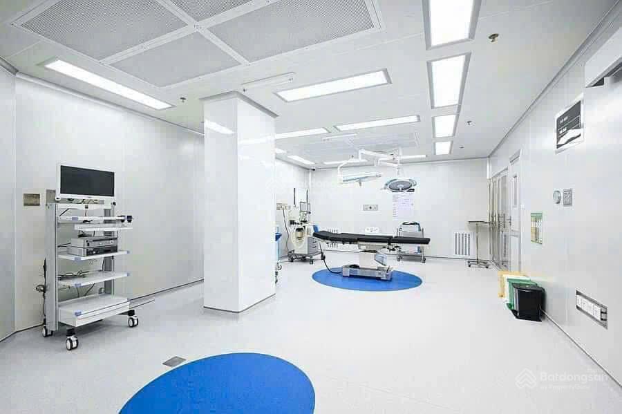 Siêu vị trí góc 2mt đường thương hiệu nguyễn trãi, quận 1  14x30m, 2642m2 sàn  hđt 15 năm 1 tỷ/th