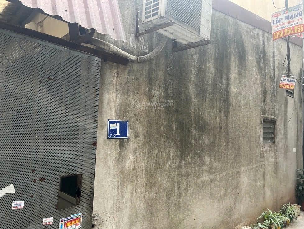 Bán đất lĩnh nam vị trí đắc địa, ngõ thông tứ tung, sát phố, dt 46m2, mt 5m, giá 7.6 tỷ