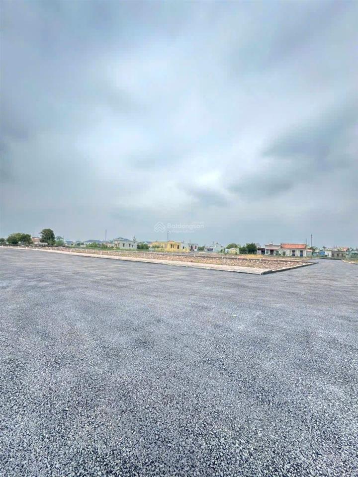 Bán lô đất 89m lô góc 2 mặt đường gần kcn visip và đường cao tốc mới, vài phút ra bãi tắm quất lâm