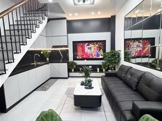 Phố bạch maitrung tâm hai bà trưng5 tầng,3ngủ nhà mới ful nội thất,gần ô tô tránh