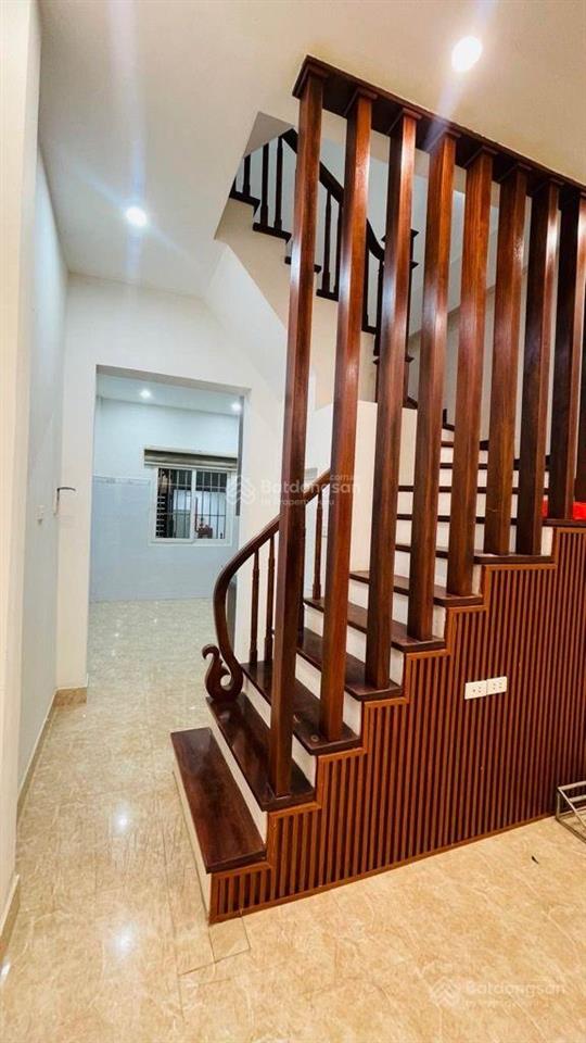 Phố vương thừa vũ dt45m xây 5 tầng kbt chắc chắn. 2 mặt ngõ siêu thoáng
