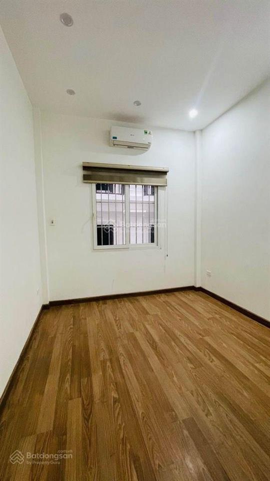 Phố vương thừa vũ dt45m xây 5 tầng kbt chắc chắn. 2 mặt ngõ siêu thoáng