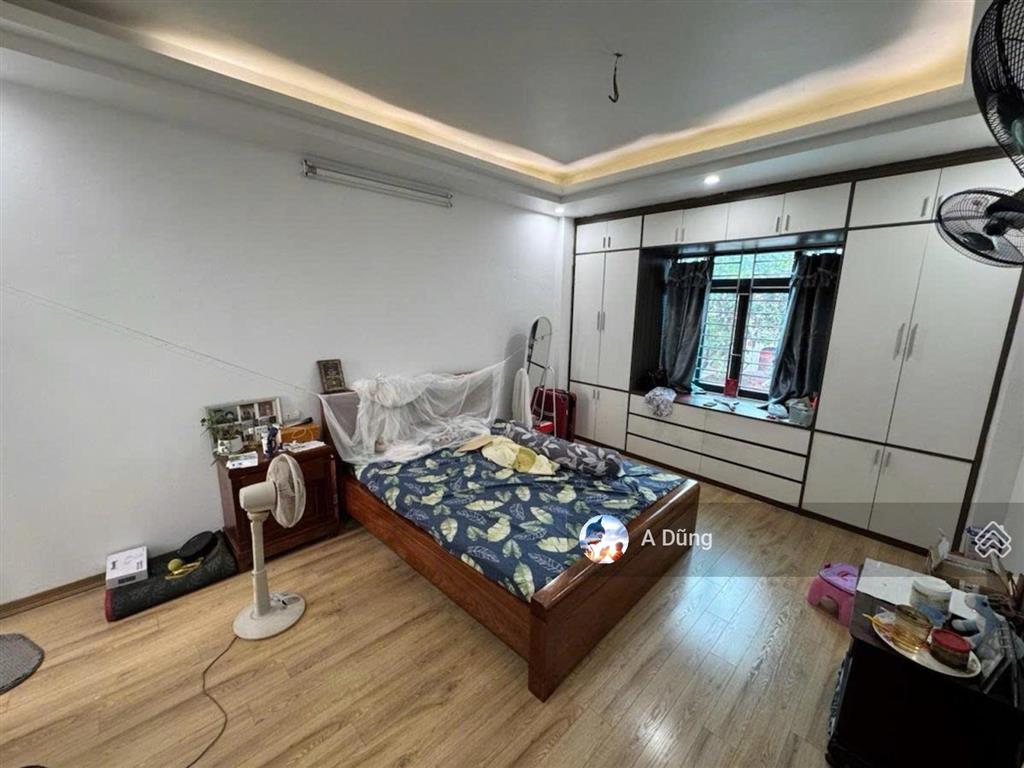 Trung tâm hai bà trưngphố thanh nhàn ô tô đỗ cửadt32m5tầng3phòng ngủ tặng full nội thất