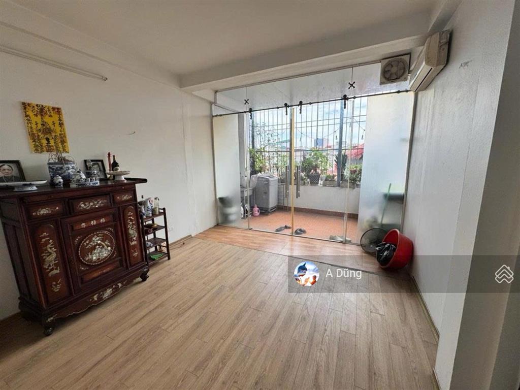 Trung tâm hai bà trưngphố thanh nhàn ô tô đỗ cửadt32m5tầng3phòng ngủ tặng full nội thất