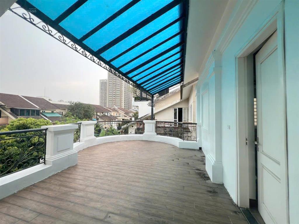 Bán biệt thự tân tây đô 210m2, xây 3 tầng mt 12m, ở sướng yên tĩnh, full đồ về ở luôn