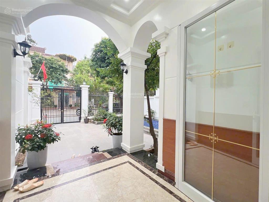 Bán biệt thự tân tây đô 210m2, xây 3 tầng mt 12m, ở sướng yên tĩnh, full đồ về ở luôn