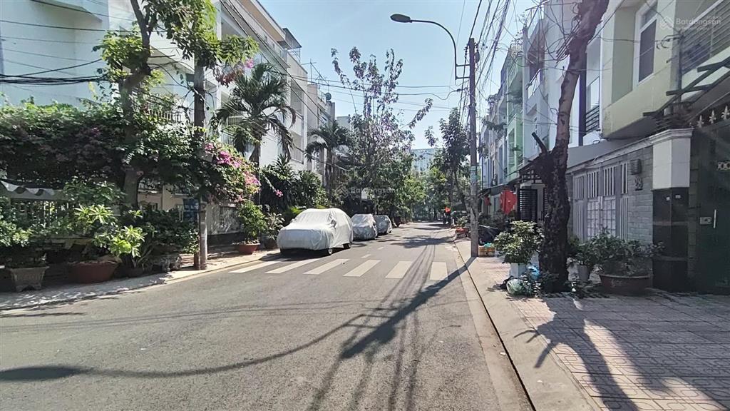 Chỉ 90tr/m2 có siêu phẩm biệt thự khu vip, lô góc 3 mặt tiền đường 16m quận 8, 174m2 ngang khủng 9m