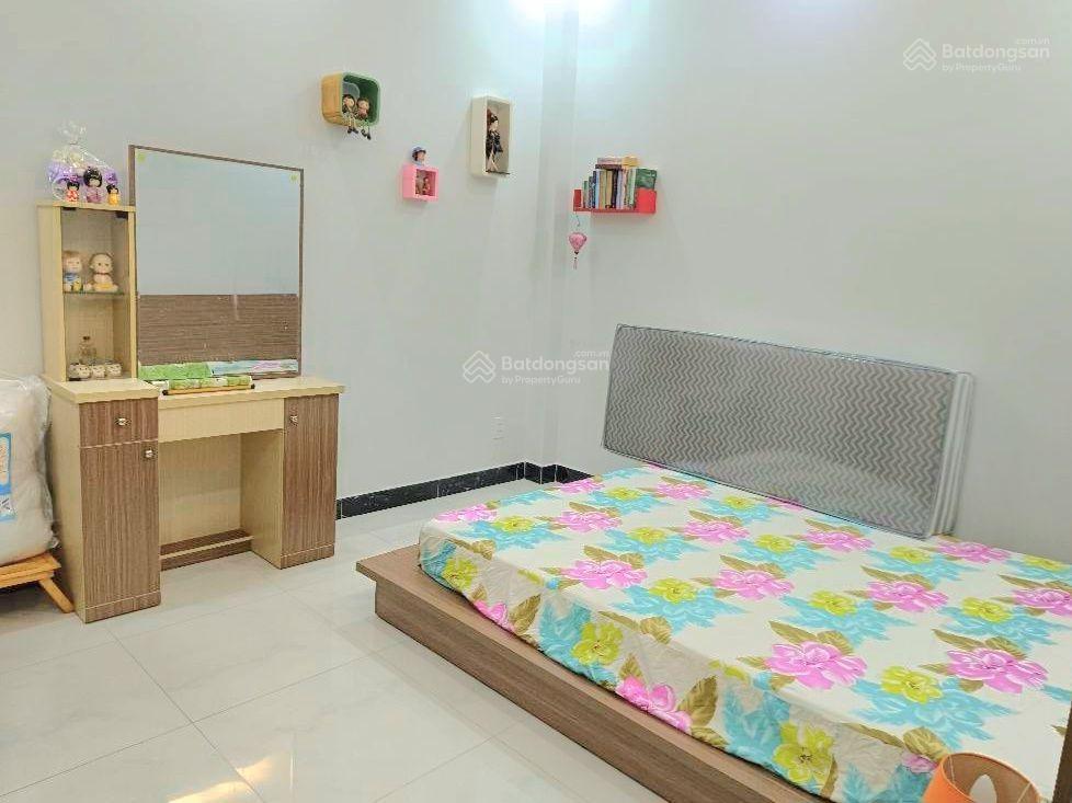 Rẻ nhất khu vực, chỉ 8.x t sở hữu ngay mtkd 100m2, phú định q.8, ngang 4m vuông vức, vỉa hè rộng