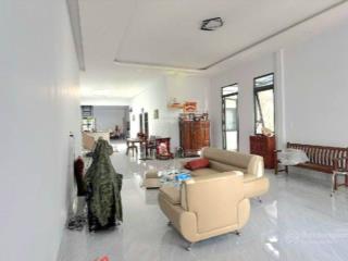 Chỉ 24 tr/m2 rẻ nhất q.8,nhà mt mới đẹp dt cực lớn, ngang 9m view sông, đường xe tải vi vu