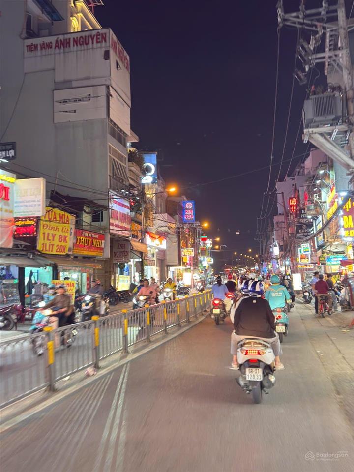 Rẻ nhất trong khu vực p2 q8  chủ đi mỹ giảm 1.5 tỷ căn biệt thự 4 tầng, 107m2  nhỉnh 11 tỷ