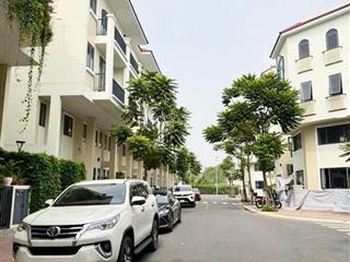 Siêu phẩm  senturia nam sài gòn  nguyễn văn linh, bình chánh  5 tầng nhỉnh 9 tỷ