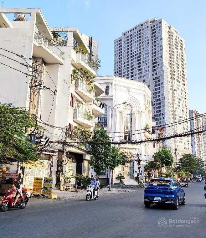 Q. 7, bán gấp đất đẹp ngang 11 x 35m, mt đường 8m, hx himlam. nhỉnh 25 tỷ