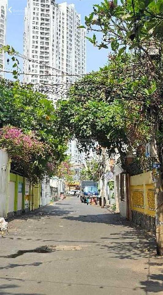 Q. 7, bán gấp đất đẹp ngang 11 x 35m, mt đường 8m, hx himlam. nhỉnh 25 tỷ